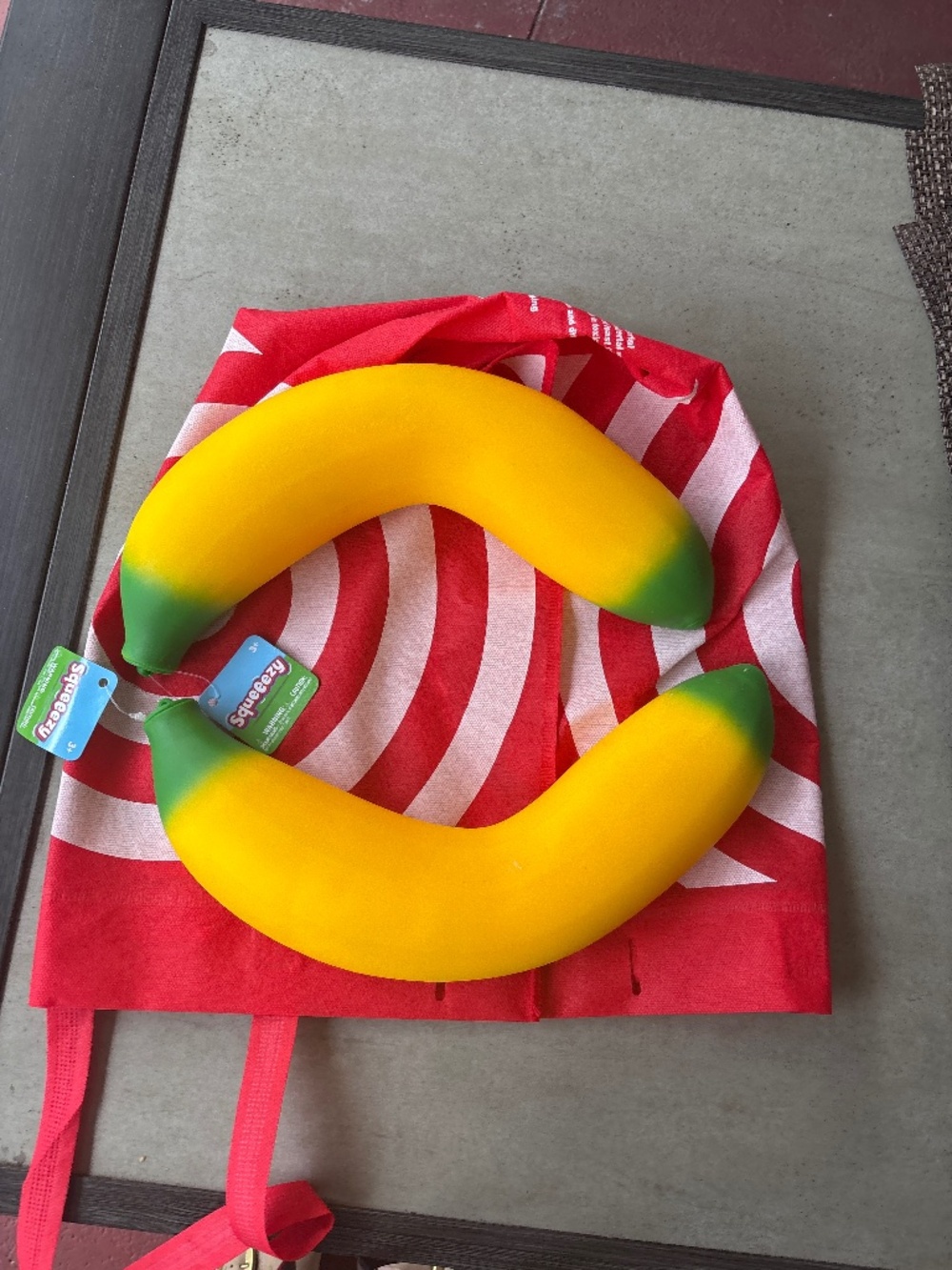 Toymendous Squeeezy Banana